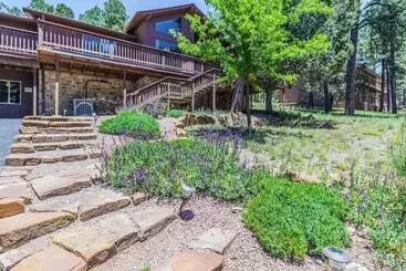 کلبه Indianhead Lodge
