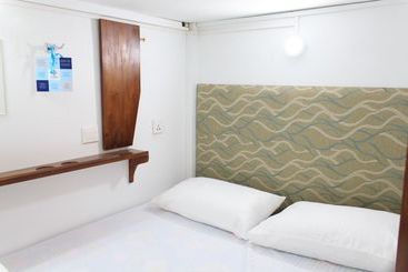 Hotel-cápsula Cubez Capsule S Colombo Beach  Hostel