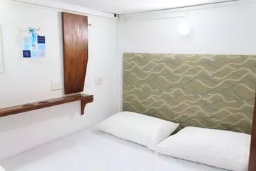 Kapselhotel Cubez Capsule S Colombo Beach  Hostel