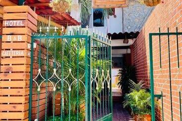 هتل Casa De La Palma Bed And Breakfast