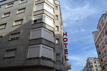 هتل Hhb Pontevedra Confort