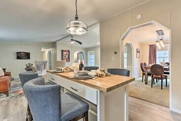 Vidéki Ház Kayaks, Electric Bicycles: Greentown Hideaway!