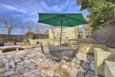 コテージ Birmingham Vacation Rental: 9 Miles To Downtown!