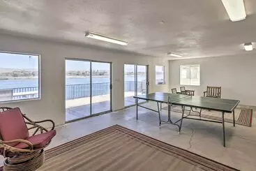コテージ Riverfront Bullhead City Home W/ Private Dock