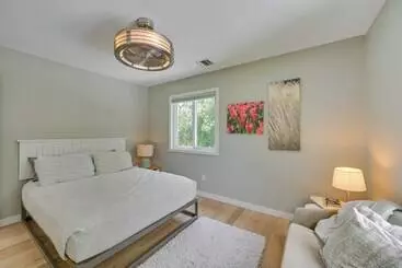 コテージ Alluring Hampton Bays Hideaway < 2 Mi To Beach!