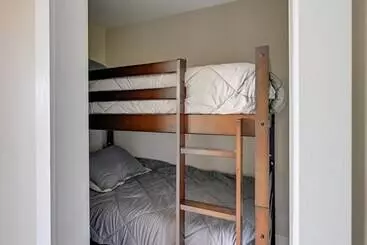 コテージ Beautiful Franklin Home W/ Bunkhouse & Hot Tub!