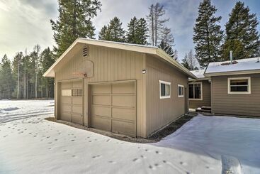 Kır Evi Columbia Falls Private Retreat: Pool Table & Deck!