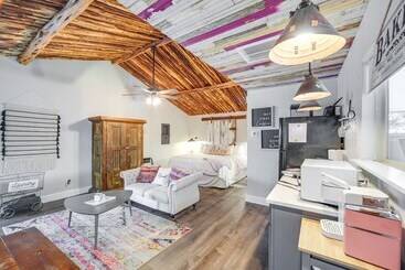 Fredericksburg Regan Cottage W/ Hot Tub!