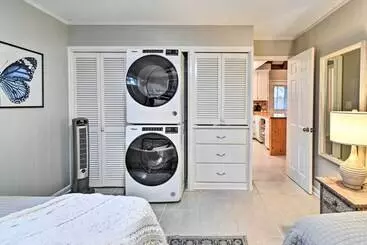 コテージ Rockingham Cabin On 75 Acres W/ Lake Access!