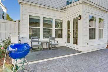 Dom wiejski Spacious Inlet Beach Home ~ 1/2 Mi To Beach!