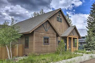 Сельский дом Walk To Main St & Marina: Grand Lake Cabin!