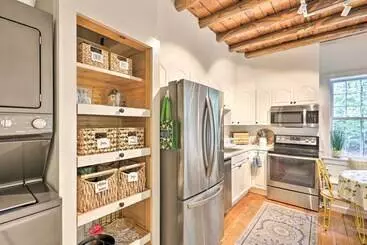 Charming Jaffrey Cottage W/ Deck & Grill!