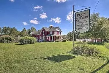 Mökkimajoitus Cozy Ironton Cabin W/ Shared Pool & Private Patio!