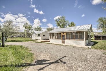 Gîte Rural Idyllic Gem: Screened Porch, 1/2 Mi To River!