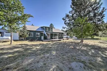 Mökkimajoitus Unique Country Farmhouse Near Lake Roosevelt