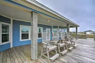 コテージ Walk To Beach: Coastal Home In Port Bolivar!