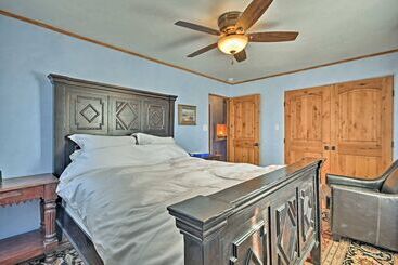 별장 Cozy  Blue Adobe  W/ Steam Room 2 Mi. From Taos!