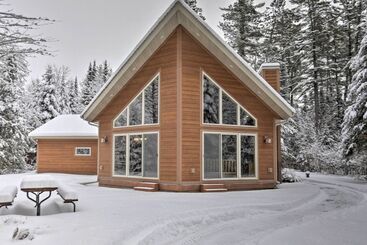 Landhus Cozy Eagle River Home W/ Paddleboard & 2 Kayaks!
