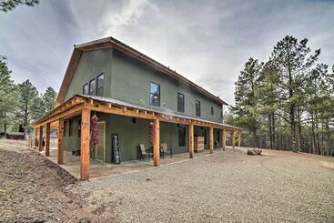 کلبه Family Home W/ Fire Pit & Grill ~ 1 Mi To Slopes!