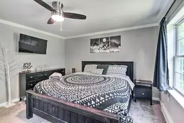 コテージ Modern Northfield Family Cabin W/ Hot Tub!