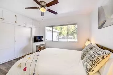 Mökkimajoitus Tranquil Home W/ Pool   14 Mi To Joshua Tree!