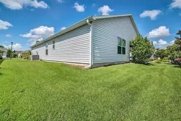 コテージ Bright Florida Home Near Tons Of Golf Courses