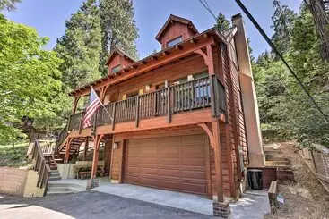 Mökkimajoitus Steps To Lake: Cabin W/ Deck In Lake Arrowhead