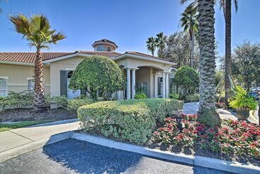 Landhus 5 Mi To Disney: Emerald Island Poolside Retreat