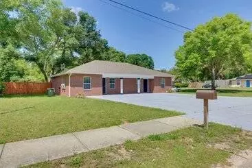 Mökkimajoitus Dog Friendly Pensacola Duplex ~ 7 Mi To Downtown