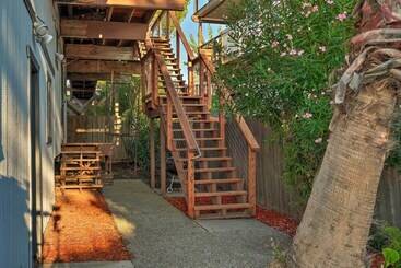 コテージ Bethel Island Sanctuary W/ Dock & Boathouse