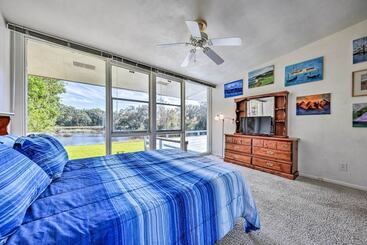 کلبه Brookside  Waterfront Home W/ Kayaks & Deck!