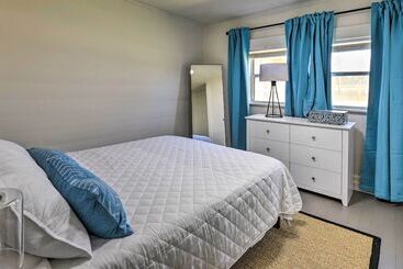 קוטג'' Peaceful Southern Countryside Escape W/ Porch