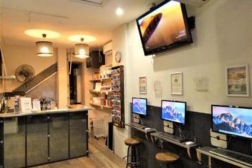 فندق Chiliblue Backpackers & Youth Hostel