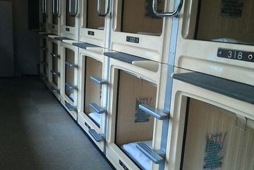 فنادق الكبسولة Capsule Land Yushima