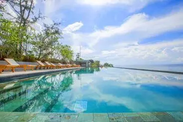 Szálloda Norn Talay Surin Beach Phuket