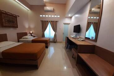 The Sriwijaya Hotel   Halal