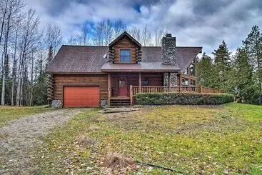 Mökkimajoitus Camp Tony  W/ Trail Access: Walk To Lake Huron!