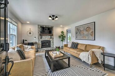 Vidéki Ház Chagrin Falls Home < Half Mi To Waterfall!