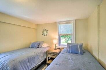 קוטג'' Finger Lakes Farm Retreat: Walk To Wineries!