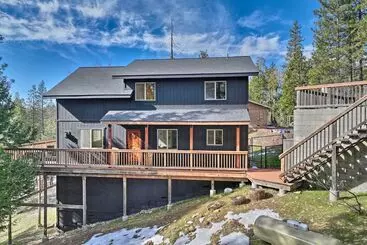 Mökkimajoitus Near Hiking + Wineries: Arnold Cabin W/ Deck!