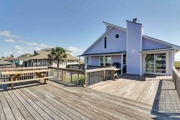 コテージ Canal Front Galveston Home: Fishing On Site!