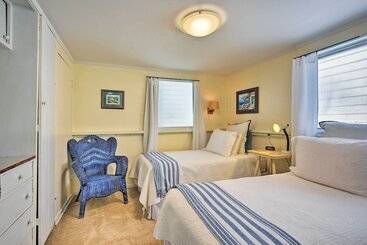 Catalina Island Cottage   Walk To Main St & Beach!