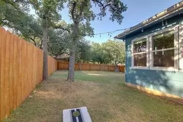 コテージ Modern Lago Vista Home W/ Pool & Lake Access!