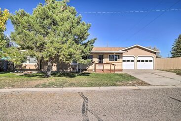 Mökkimajoitus Spacious Glendo House   1 Mi To State Park!