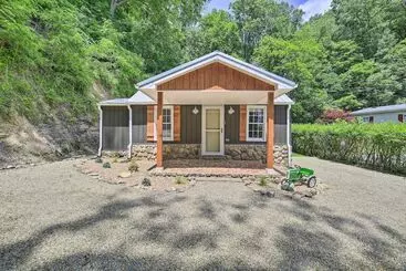 コテージ Updated Bristol Retreat ~ 2 Miles To Downtown!