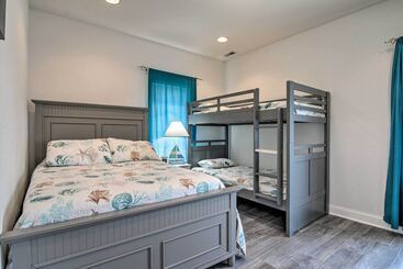 קוטג'' Waterfront Sanctuary W/ Panoramic Bay Views!