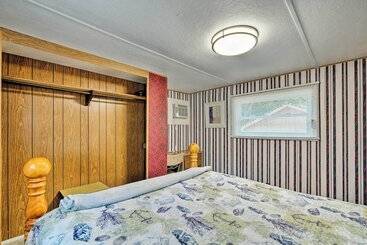 بيت ريفى Cabin W/fire Pit, Walk To Steinhatchee River!