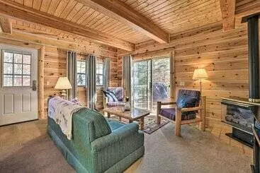 コテージ Cozy Lewiston Hideaway: Golf, Ski & Fish!