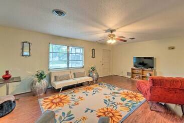 Dom wiejski Englewood Home On Canal: Boat To Lemon Bay!