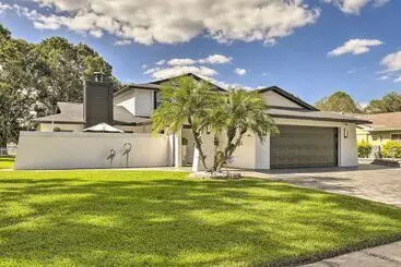 コテージ Stunning Tampa Oasis ~ 15 Mi From Downtown!